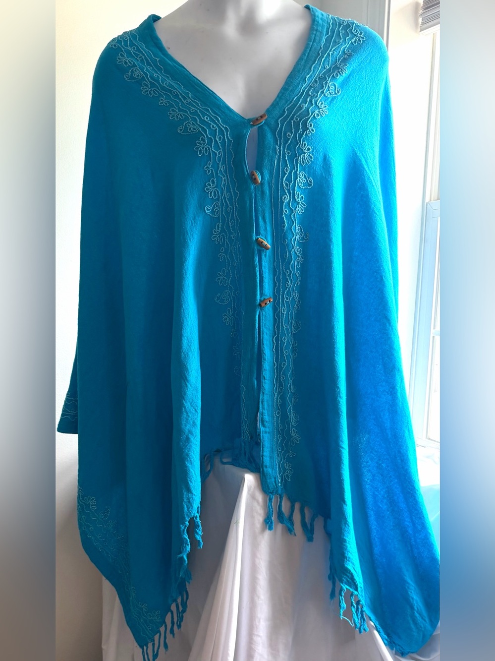 NWT Embroidered Cotton Poncho Boho Festival Plus Size One Size Fits All